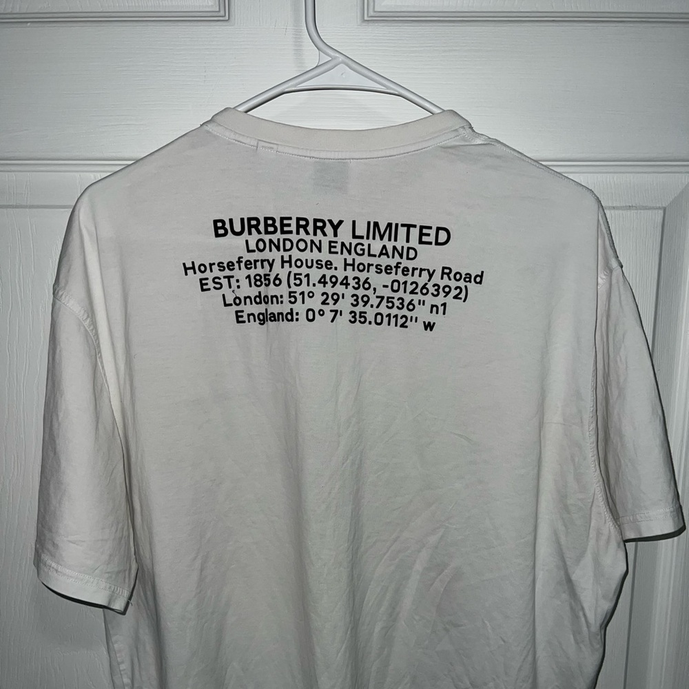 Burberry T shirt